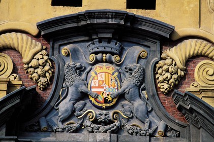 France, Nord, Lille, Grand Place (old Stock Market 1653), lions of Flanders sculpted on the portals
