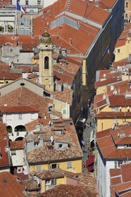 France, Alpes-Maritimes (06), Nice, vieille ville, l'église de l'Annonciation et la rue de la prefecture