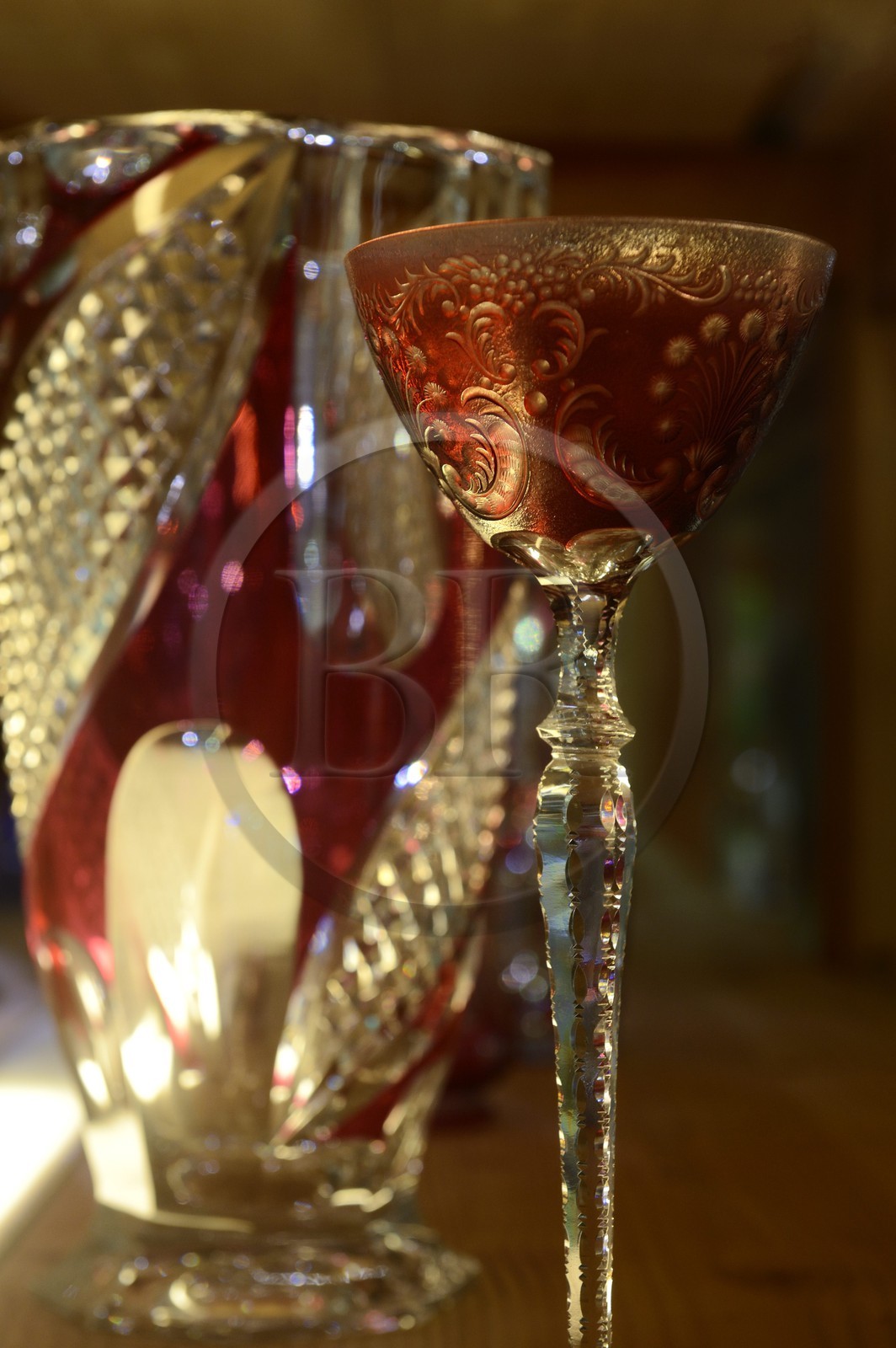 France, Moselle (57), Saint-Louis-les-Bitche, musée de la Cristallerie Saint-Louis, verre avec couleurs translucides dans la masse