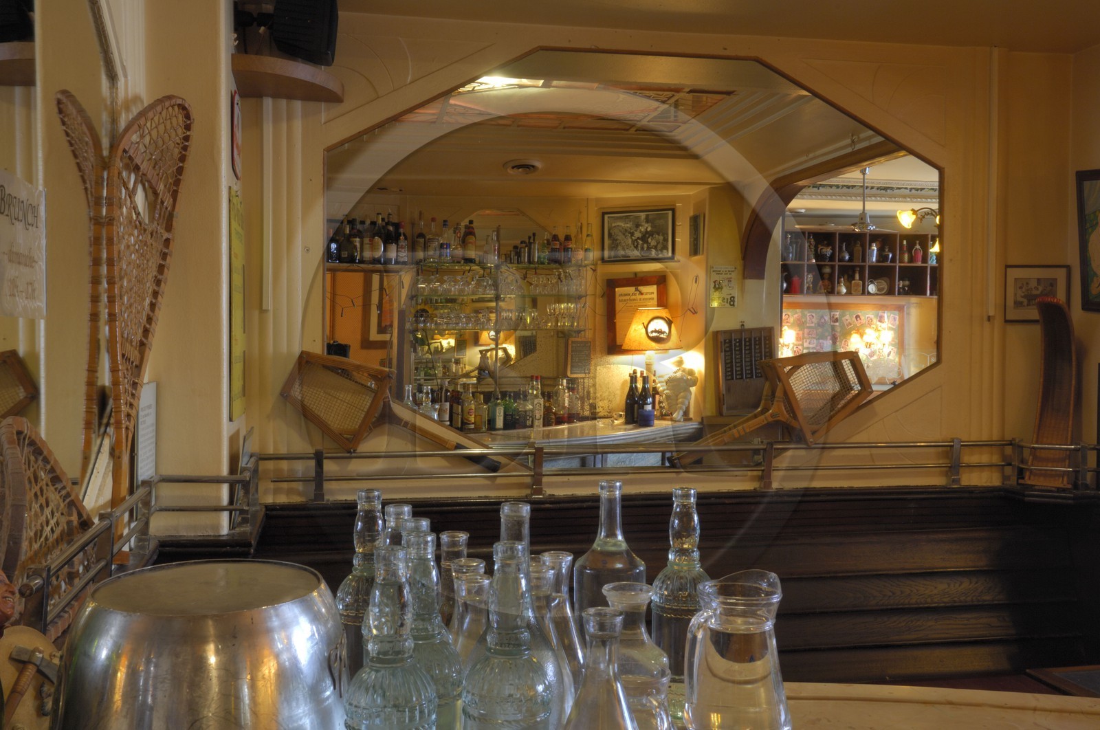 France, Paris (75), restaurant Aux vins des Pyrénées rue Beautreillis