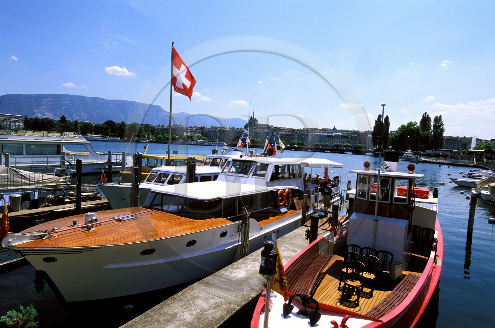 Suisse, Genève, bateaux sur le Lac Léman