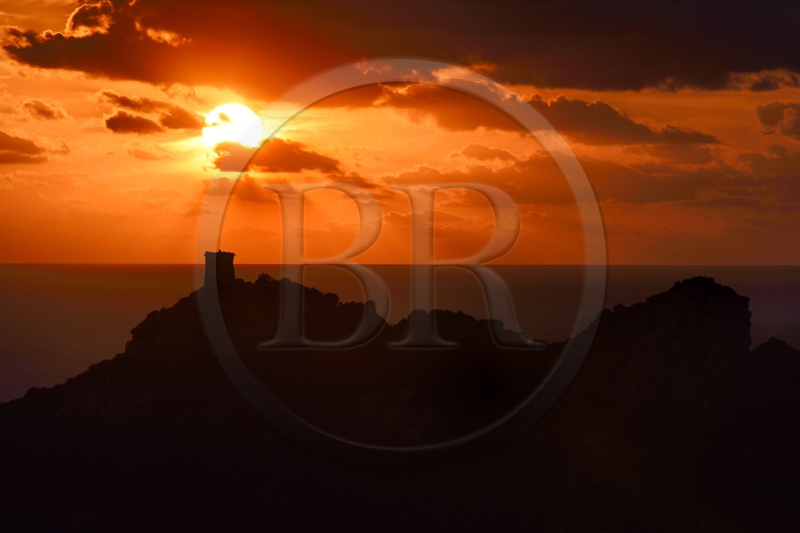 France, Corse du Sud, Cala de Roccapina natural site, genoese tower and Lion rock