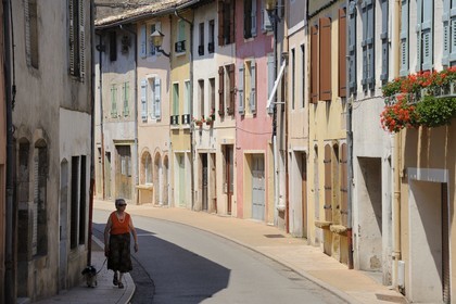 France, Saône et Loire (71), Tournus, rue de l'hôpital