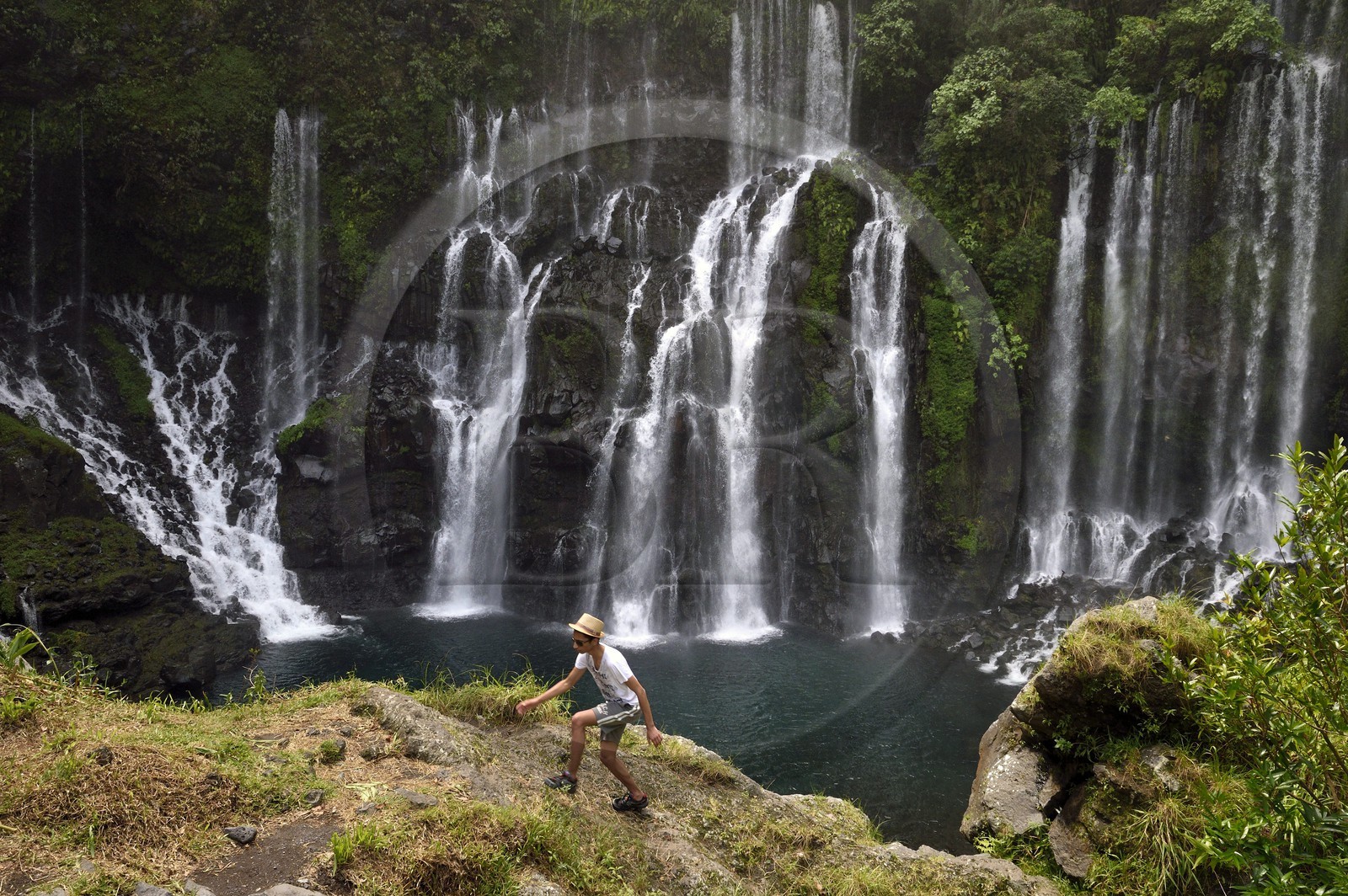 France, Ile de la Reunion, Saint Joseph, rivière Langevin sur les flanc du Volcan Piton de la Fournaise, cascade de Grand Galet ou cascade Langevin