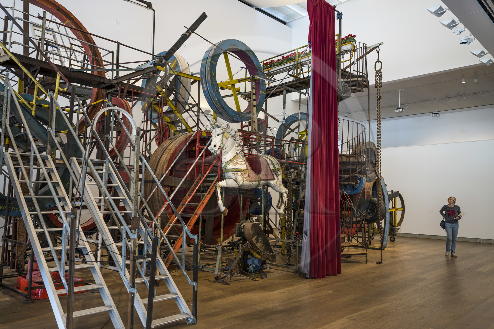 Suisse, Bâle, musée Tinguely, Grosse Méta-Maxi-Maxi-Utopia (1987) de Jean Tinguely