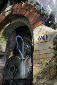 France, Paris (75), maison du 41 rue Chardon Lagache de style Art Nouveau par Hector Guimard, sa premiere realisation personnelle