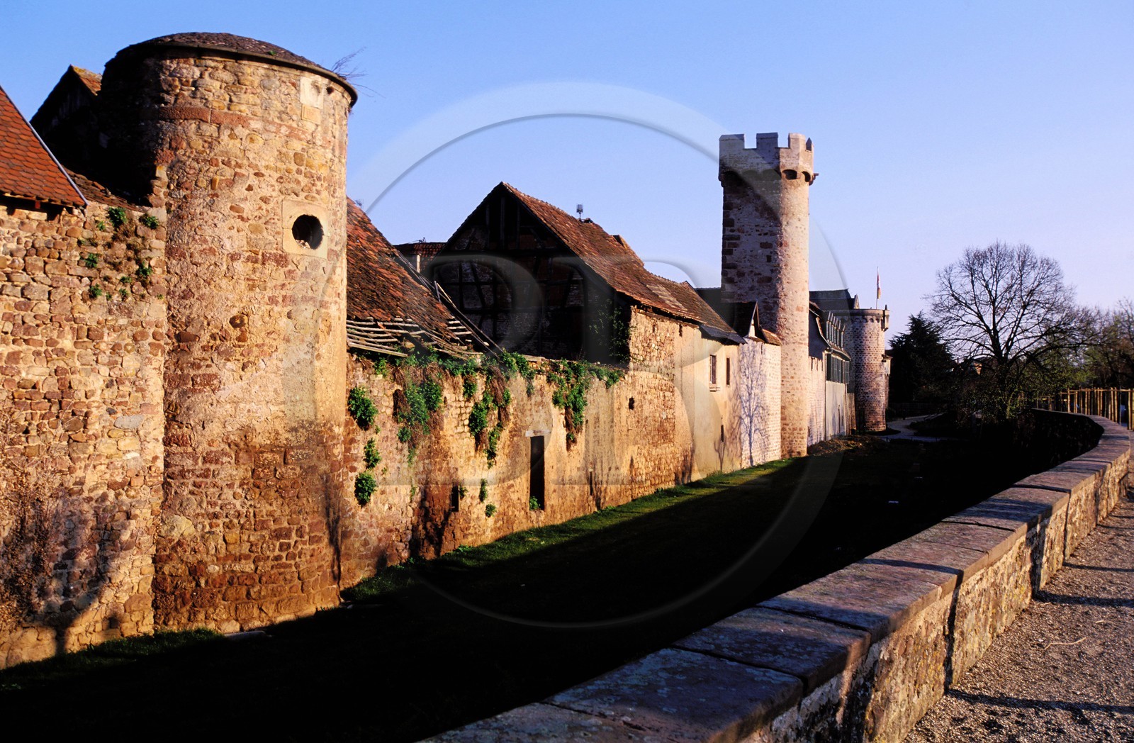 France, Bas-Rhin (67), Obernai, remparts médiévaux de la ville (rempart Foch)