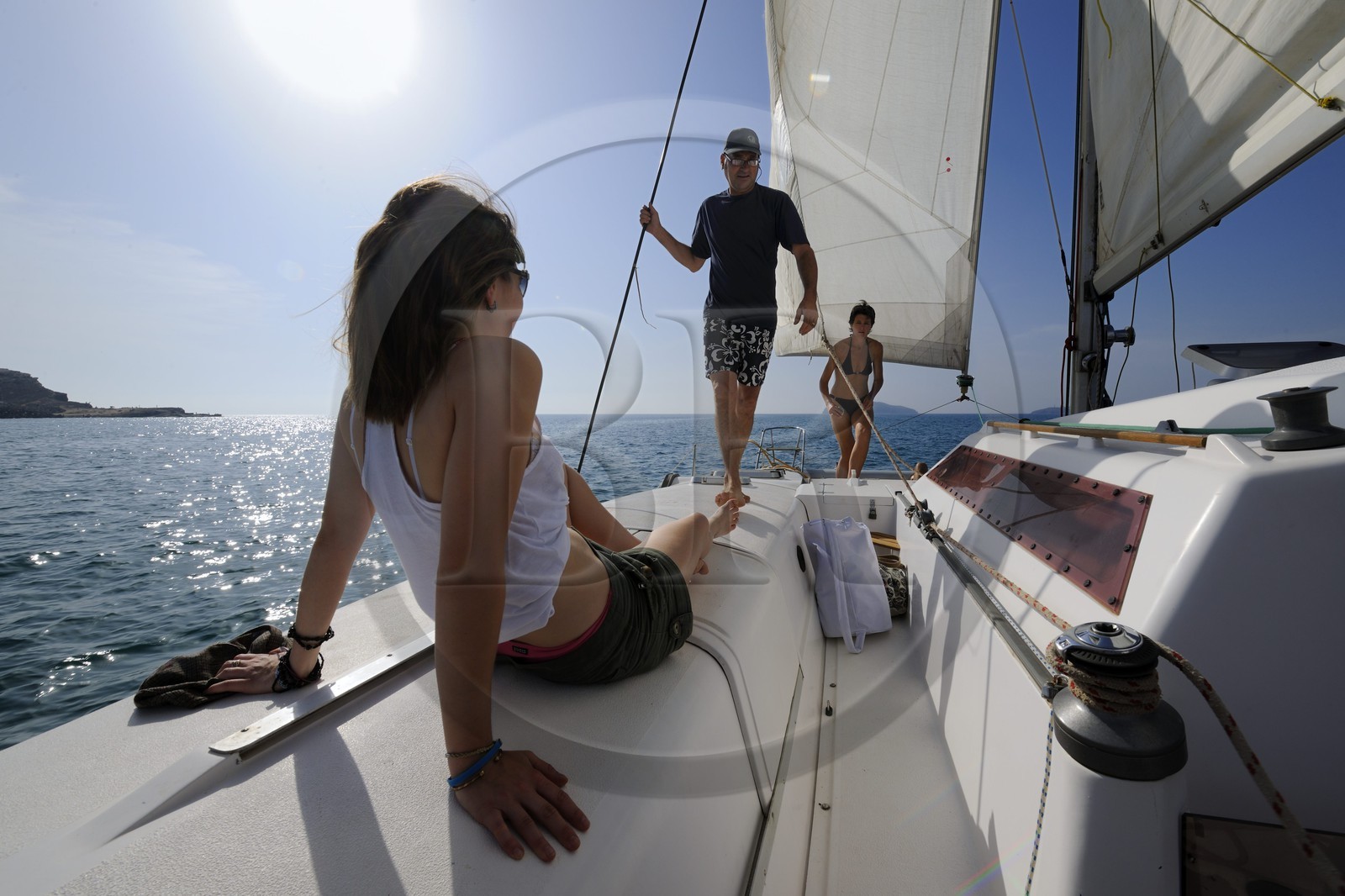 Maroc, région de l'Oriental, à bord d'un catamaran au large de Ras Kebdana (Cap de l'Eau ou Cabo de Agua)
