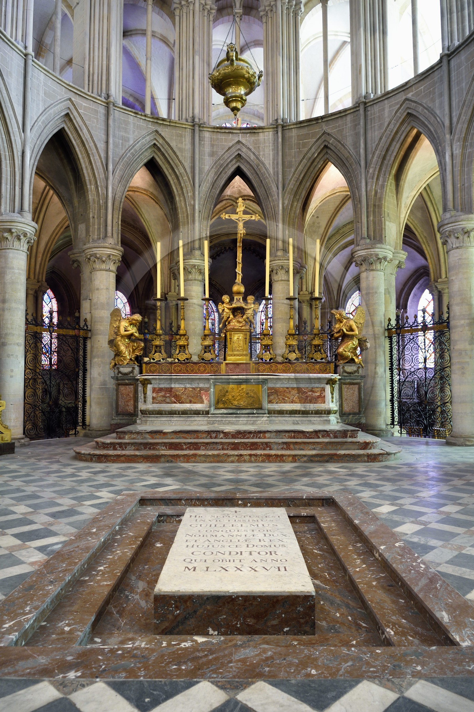 France, Calvados, Caen, the Abbaye aux Hommes (Men's Abbey), the Saint-Etienne church, the tomb of William the Conqueror in front of the the high altar