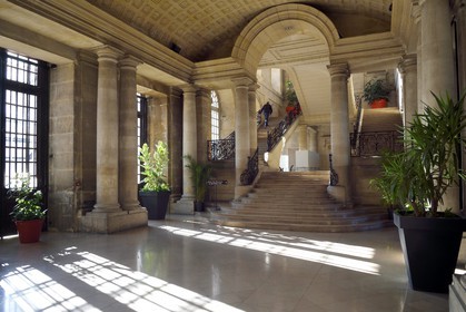 France, Seine-Maritime (76), Rouen, l'hotel de Ville dans l’ancienne abbaye Saint-Ouen, le vestibule d’honneur