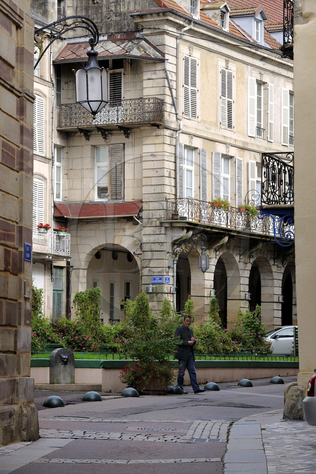 France, Vosges (88), Station thermale de Plombières-les-Bains, place du Bain Romain