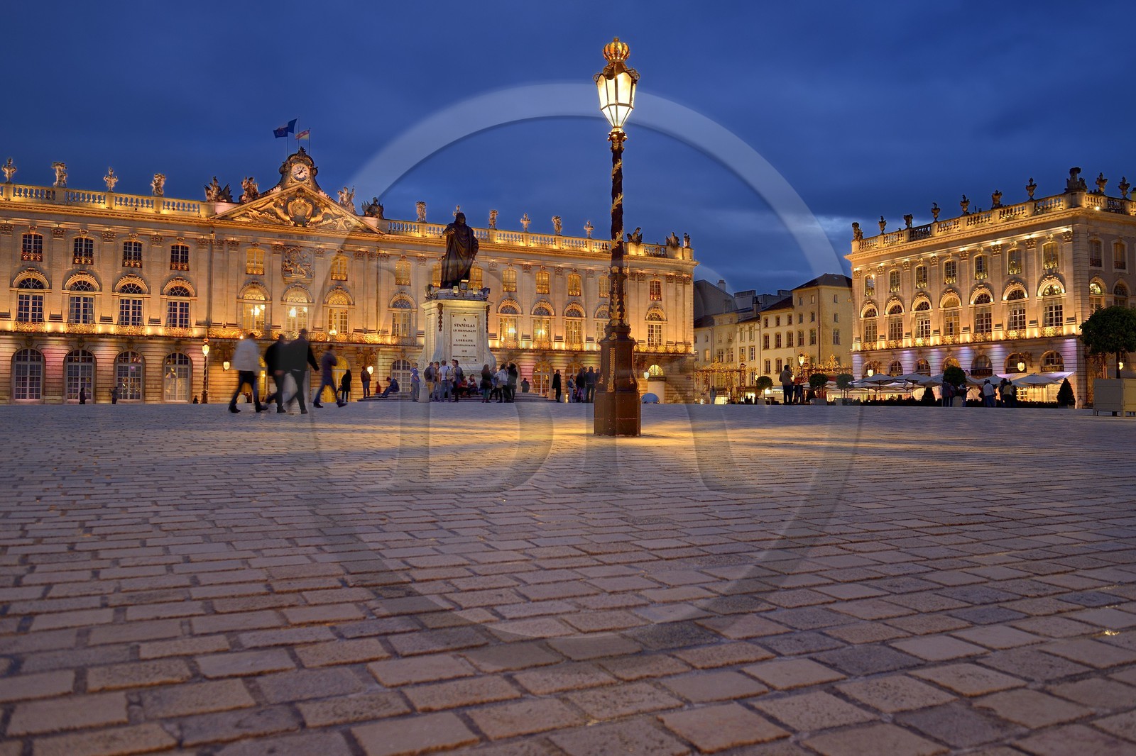 France, Meurthe-et-Moselle (54), Nancy, place Stanislas (ancienne Place Royale) construite par Stanislas Leszczynski, roi de Pologne et dernier duc de Lorraine au XVIIIe siècle, classée Patrimoine Mondial de l'UNESCO, l'Hotel de ville