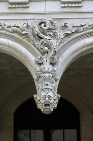 France, Charente-Maritime (17), La Rochelle, la cour intérieur de l'Hôtel de Ville