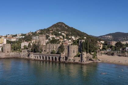 France, Alpes-Maritimes, Mandelieu La Napoule, castle of La Napoule (12th-19th century) (aerial view)