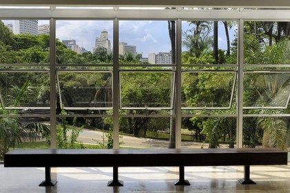 Brazil, Minas Gerais state, Belo Horizonte, Arts Palace by architect Oscar Niemeyer