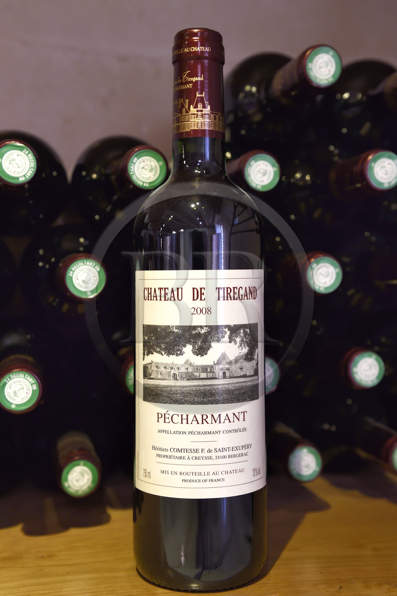 France, Dordogne, Creysse near Bergerac, Pecharmant vineyard, chateau de Tiregand, bottle of Pecharmant