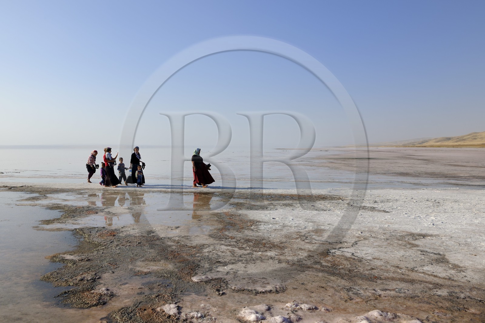Turquie, Anatolie centrale, le lac Tuz (en turc Tuz Gölü signifie lac salé) est le second plus grand lac de Turquie