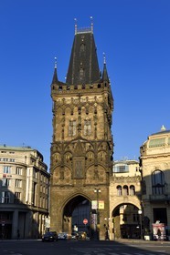 République Tchèque, Prague, centre historique classé Patrimoine Mondial de l' UNESCO, quartier de Stare Mesto, la Tour Poudrière