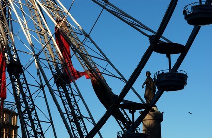 France, Nord (59), Lille, comme chaque année à Noël, la grande roue est sur la Grand' Place (place Charles de Gaulle)
