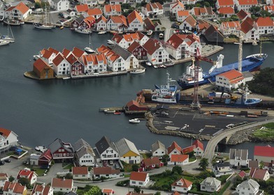 Norvège, Rogaland, port de Skudeneshavn (vue aérienne)