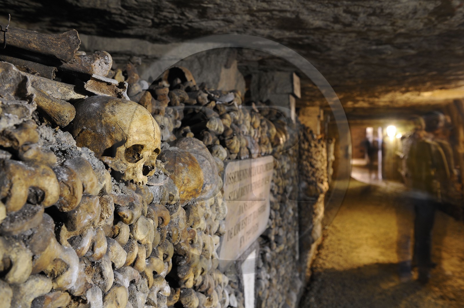 France, Paris (75), les catacombes, ossements
