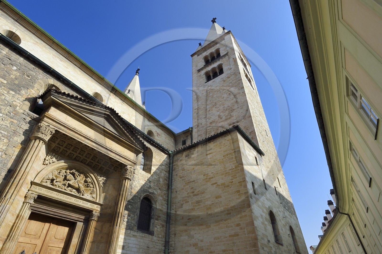 République Tchèque, Prague, Hradcany (quartier du château), chateau Royal, basilique Saint-Georges