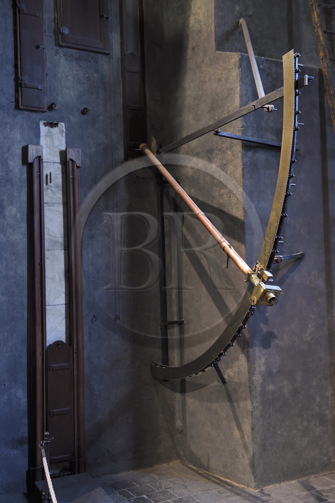 République Tchèque, Prague, centre historique classé Patrimoine Mondial de l' UNESCO, quartier de Stare Mesto, Clementinum (Klementinum), tour de l’observatoire astronomique avec deux quadrants muraux géants, sextants et autres instruments d’observation