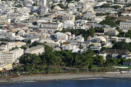 France, île de la Réunion, la capitale Saint-Denis, quartier Le Barachois (vue aérienne)