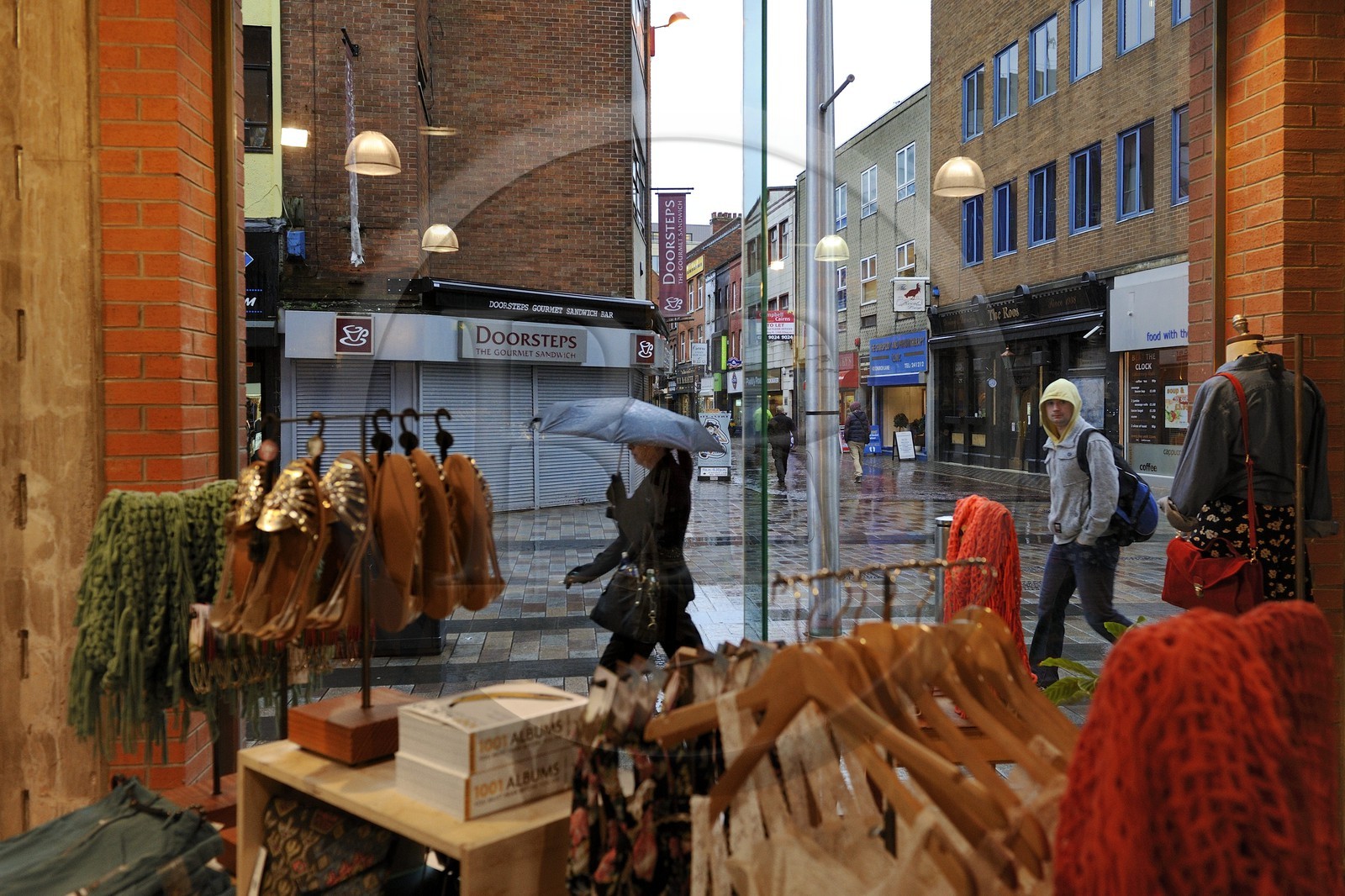 United Kingdom, Northern Ireland, Belfast, shopping in Ann Street