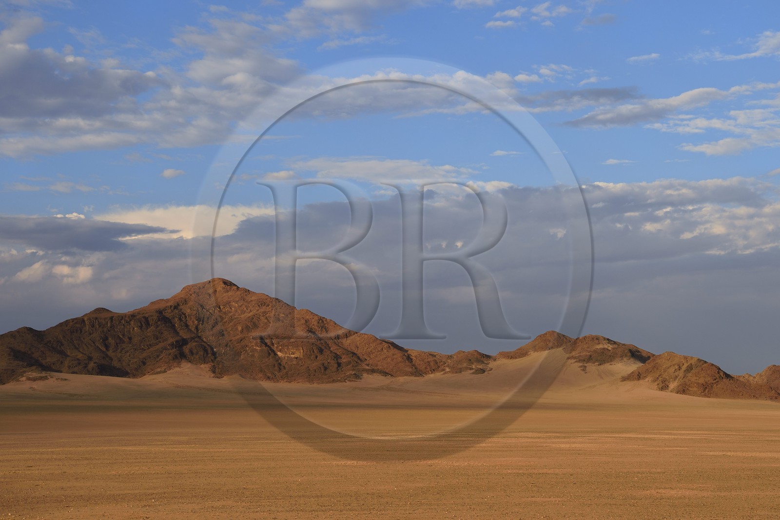 Namibie, région de Hardap, désert du Namib à l'Est du parc national Namib Naukluft vers Sossusvlei