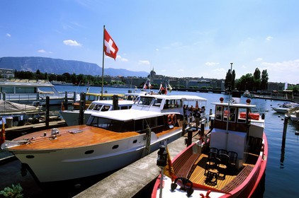 Suisse, Genève, bateaux sur le Lac Léman