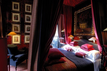 Royaume-Uni, Londres, chambre du Blakes Hôtel (de luxe)