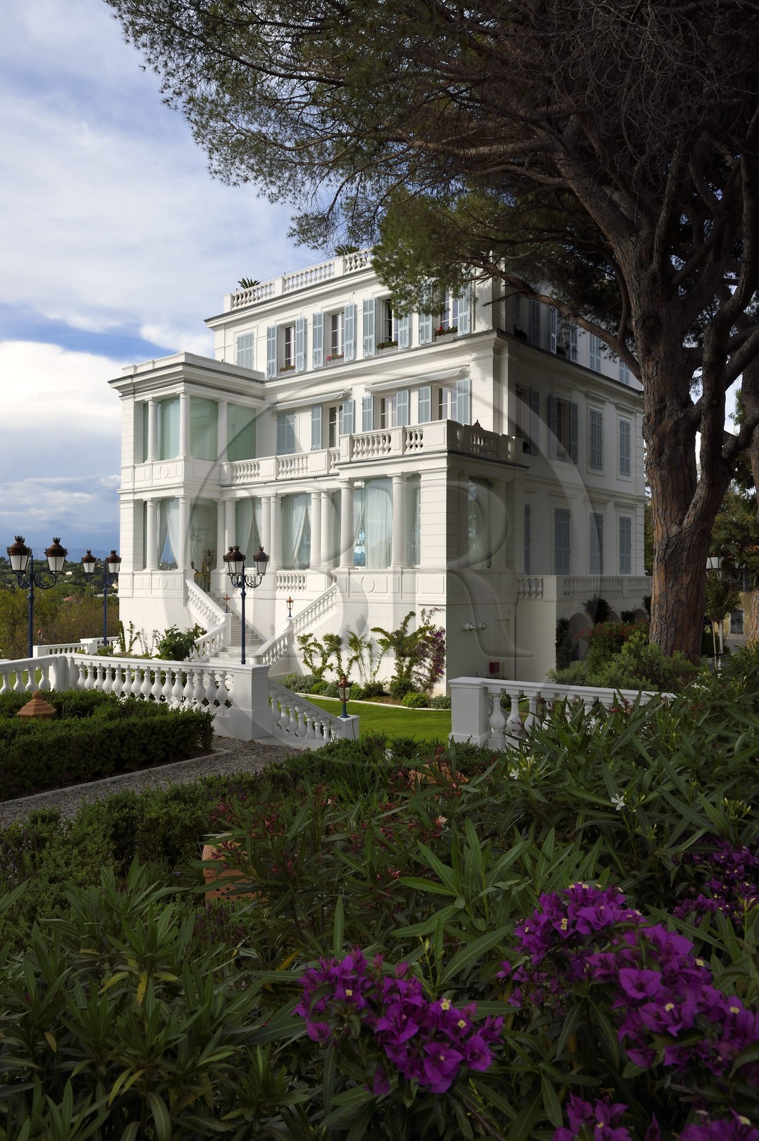 France, Alpes-Maritimes, Antibes, Cap d'Antibes, villa Les Chenes Verts where Jules Verne stayed, overlooking the Golfe Juan