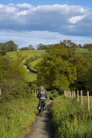 France, Vendée (85), Tiffauges, sur la piste de la véloroute Vendée Vélo Tour