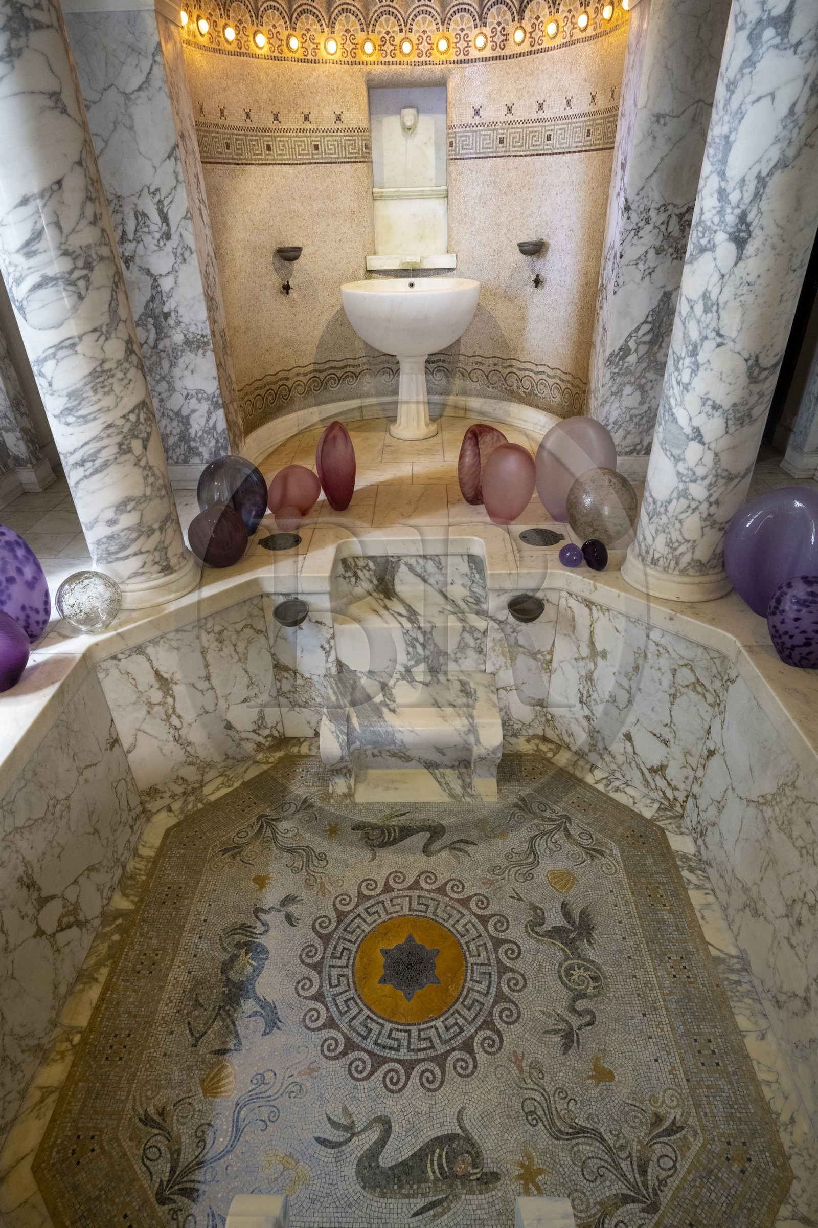 France, Alpes-Maritimes, Beaulieu-sur-Mer, neo-Greek style villa Kerylos build in 1908 by architect Emmanuel Pontremoli, the Balaneion dedicated to naiads