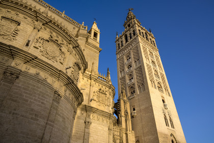 Spain, Andalusia, Seville, Santa Cruz district, the Giralda, former minaret almohade of the great Mosque reconverted into the bell tower of the cathedral, listed as World Heritage by UNESCO
