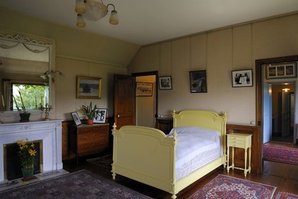 France, Eure (27), Giverny, la maison de Claude Monet, sa chambre à coucher