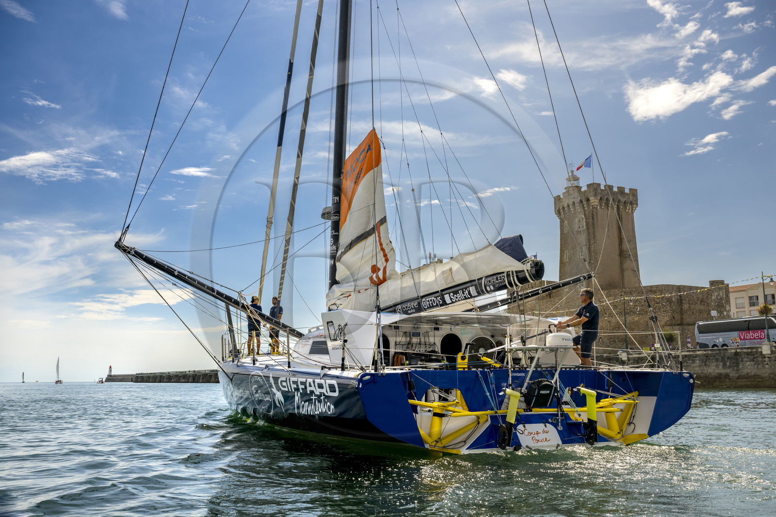 France, Vendée (85), Les-Sables-d'Olonne, le skipper Manuel Cousin en entrainement sur son voilier monocoque de 60 pieds IMOCA Coup de Pouce