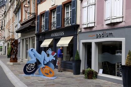 France, Haut-Rhin (68), Mulhouse, exposition d' oeuvres dans la rue des Tanneurs