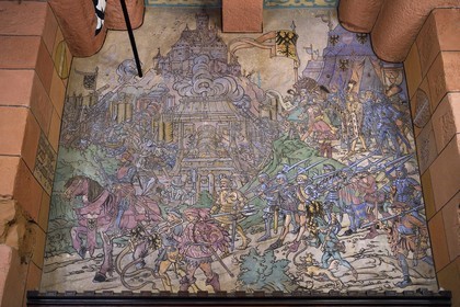 France, Bas Rhin, Orschwiller, Alsace Wine Road, Haut Koenigsbourg Castle, the Kaiser's hall is the hall of honor, the Kaiser's room is the hall of honor for receptions and banquets, fresco by Léo Schnug illustrating the first siege of the castle in 1462 which dislodged the robbers