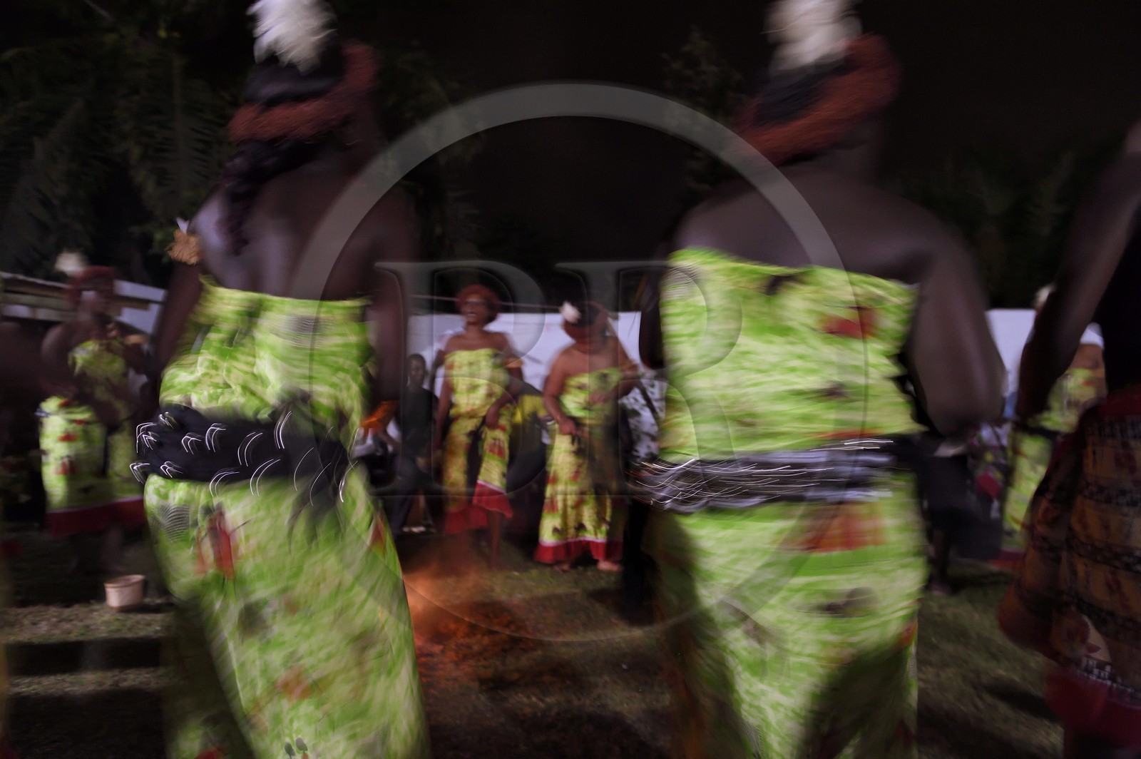Gabon, Libreville, danses traditionnelles à l'occasion d'un mariage