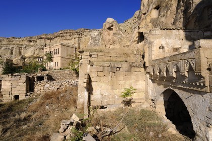 Turkey, Central Anatolia, Nevsehir Province, Cappadocia listed as World Heritage by UNESCO, Urgup, old troglodytic houses