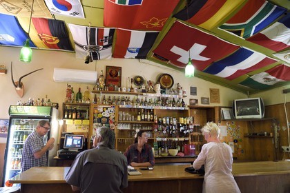 Namibie, région de Hardap, Maltahohe, bar du restaurant Maltahohe