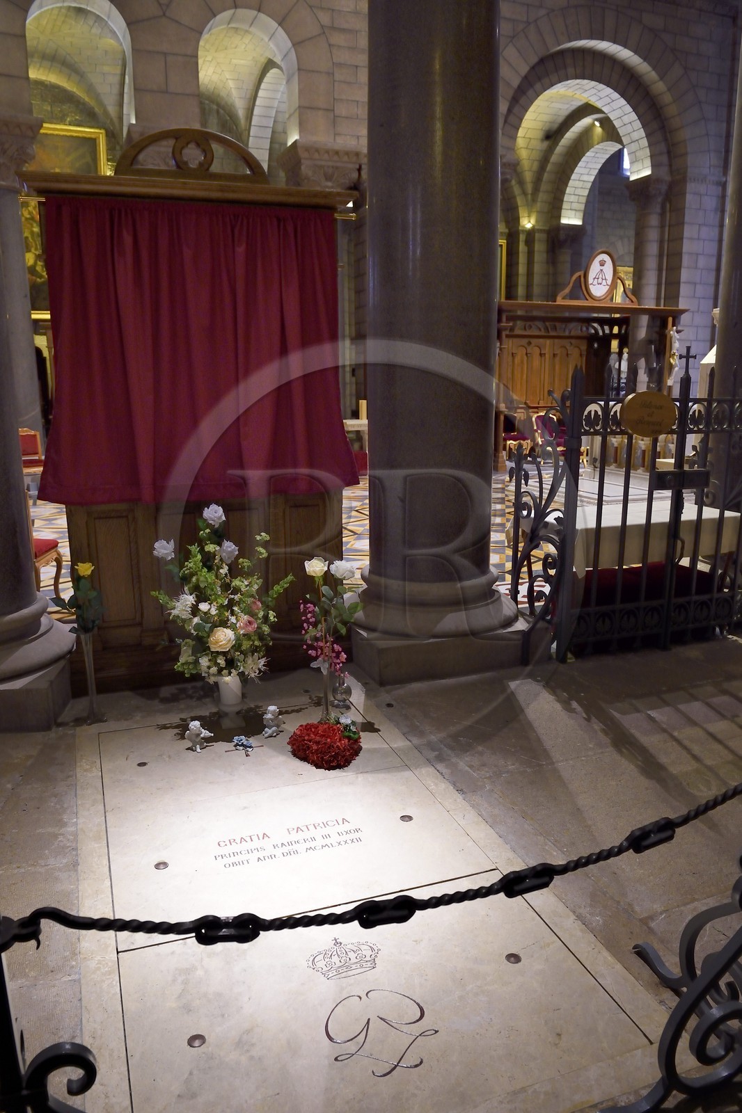 Principauté de Monaco, Monaco, la Cathédrale Notre-Dame-Immaculée sur le Rocher, tombe de SAS Prince Rainier III