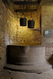 France, Bas-Rhin (67), le château du Haut-Koenigsbourg, le puit