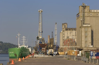 Irlande, Comté de Cork, Cork, Kennedy quay sur le port