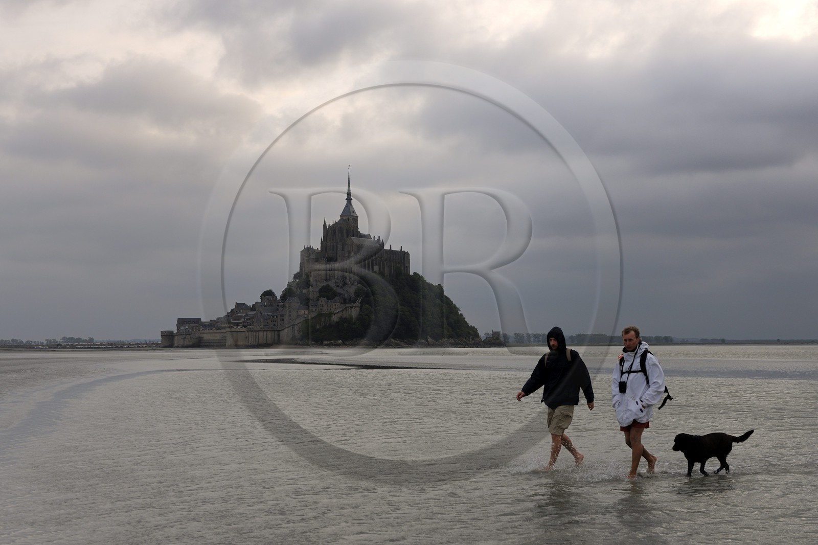 France, Manche (50), découverte de la Baie du Mont-Saint-Michel à pied avec le guide Romain Pilon
