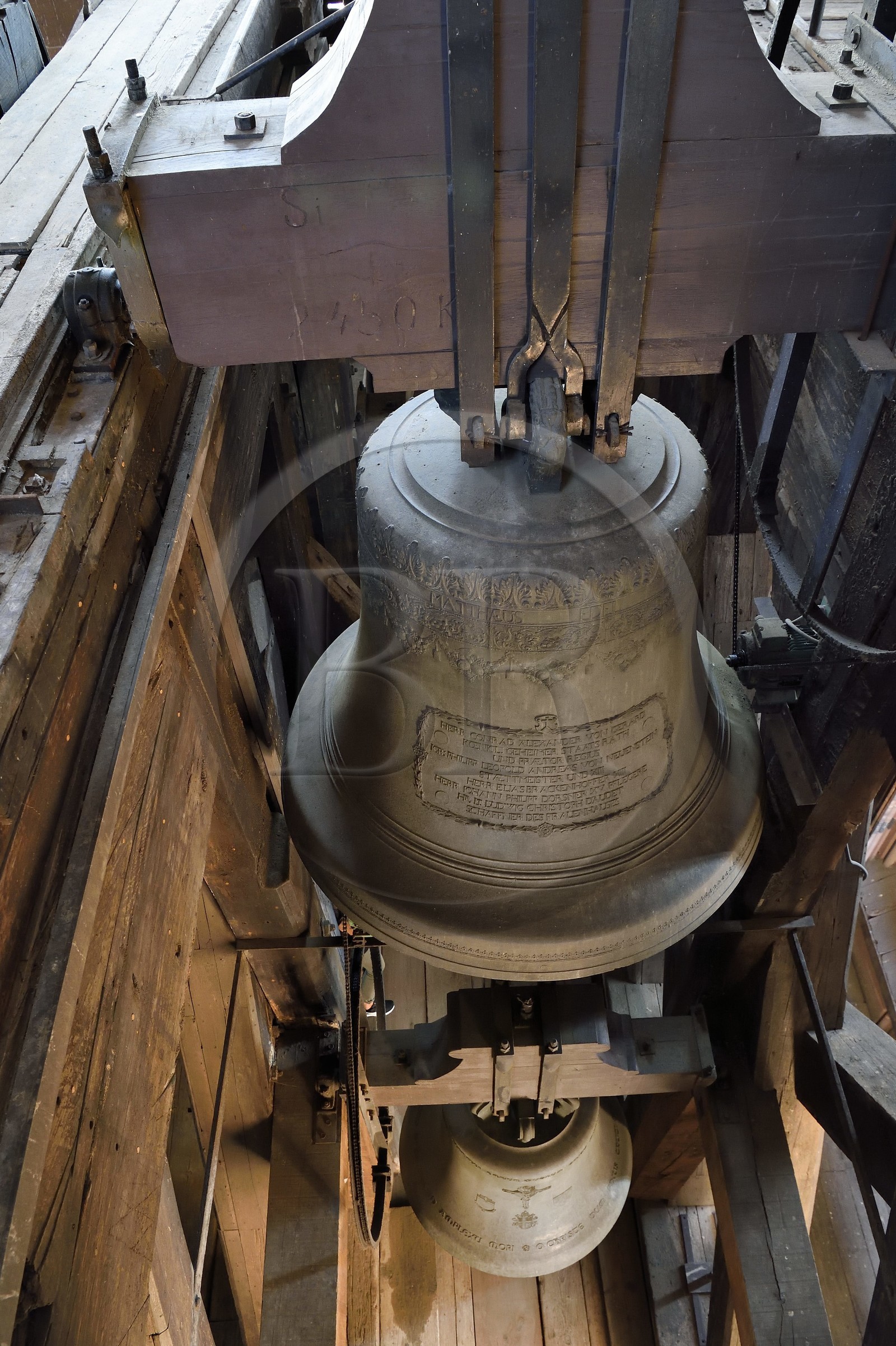France, Bas-Rhin (67), Strasbourg, vieille ville classée au Patrimoine Mondial de l'UNESCO, la cathédrale Notre-Dame, cloches du beffroi central