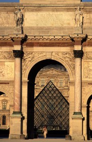 France, Paris, Arc de Triomphe of the Carousel square and Louvre Pyramid by the architect Ieoh Ming Pei in the background