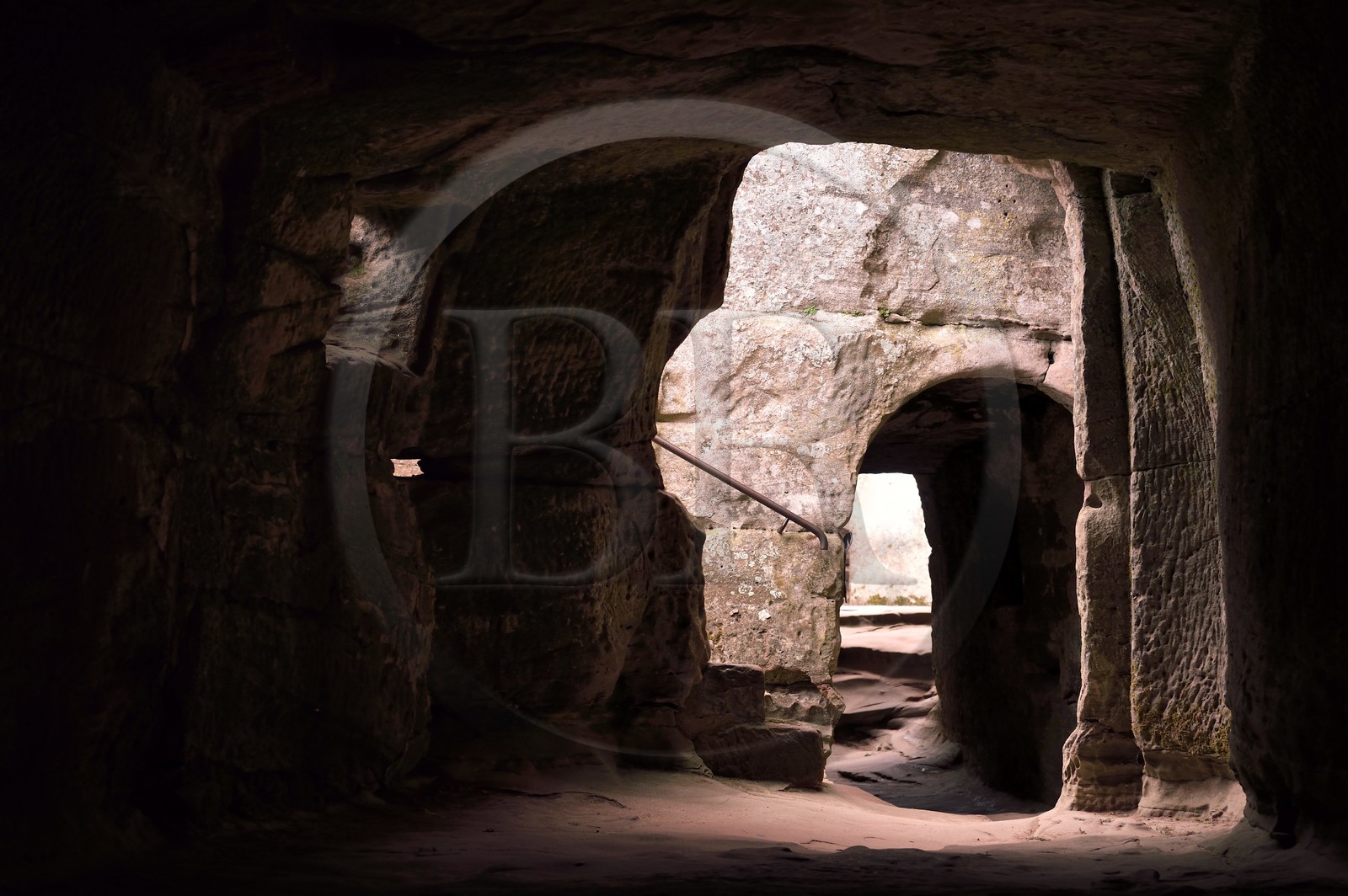 France, Bas-Rhin (67), Parc naturel régional des Vosges du Nord, Lembach, chateau de Fleckenstein, pièce troglodyte